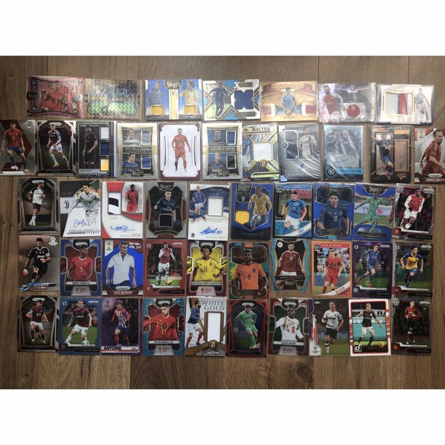 値下げ!ヨーロッパサッカー サインカード、ジャージーカード、メモラビリアカード