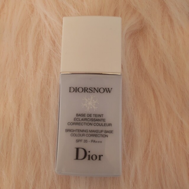 Dior(ディオール)のディオール スノー メイクアップ ベース UV35（SPF35 / PA+++） コスメ/美容のベースメイク/化粧品(化粧下地)の商品写真