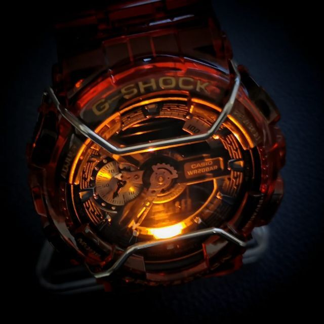 CASIO(カシオ)のG-SHOCK GA-110 [スケルトンレッド] + バンパー + メタル遊環 メンズの時計(腕時計(アナログ))の商品写真
