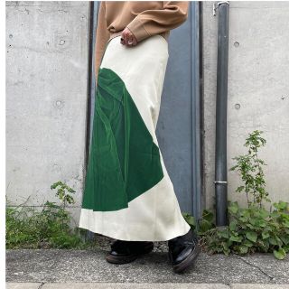 新品未使用　DRISVANNOTEN　ロングスカート