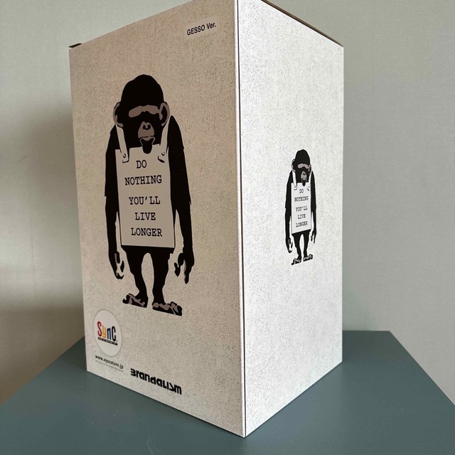 MEDICOM TOY(メディコムトイ)の新品未使用　MONKEY SIGN gesso ver. banksy  エンタメ/ホビーのフィギュア(その他)の商品写真