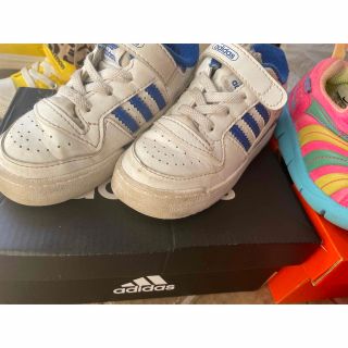 アディダス(adidas)のadidas  kids  shoes(スニーカー)