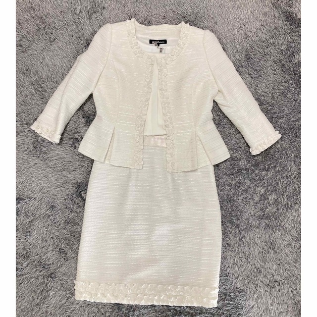 入学式&セレモニースーツ　ホワイト７号 レディースのフォーマル/ドレス(スーツ)の商品写真