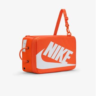 ナイキ(NIKE)の新品未使用　ナイキ シューボックス　12L 　シューズケース(その他)