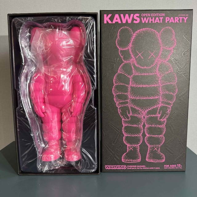 KAWS TOKYO FIRST KAWS WHAT PARTY ピンク