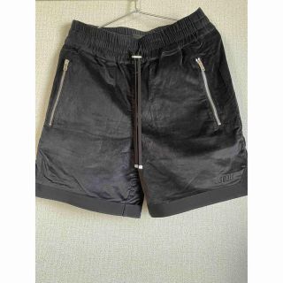 アミリ(AMIRI)のAMIRI Velour Basketball Shorts(ショートパンツ)