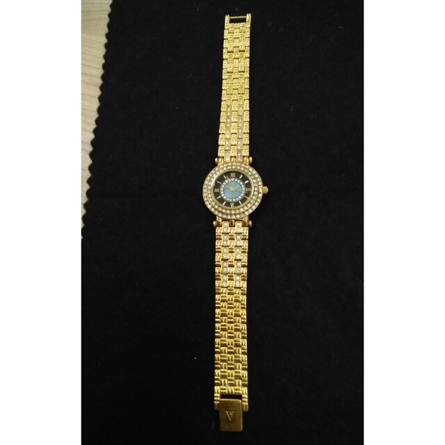 VALENTINO(ヴァレンティノ)のヴァレンチノ　ドマーニ　腕時計 レディースのファッション小物(腕時計)の商品写真