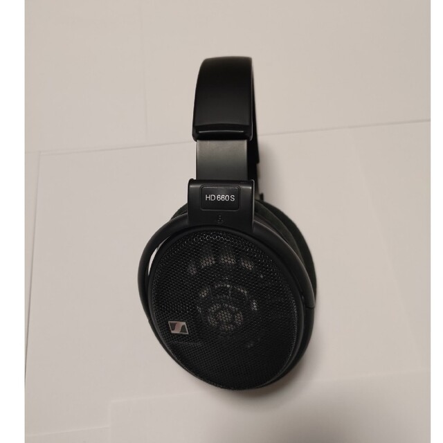 SENNHEISER(ゼンハイザー)の美品　ゼンハイザーSENNHEISER HD 660S スマホ/家電/カメラのオーディオ機器(ヘッドフォン/イヤフォン)の商品写真