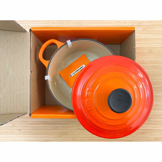 ルクルーゼ(LE CREUSET)の【新品未使用】ル・クルーゼ ココット 鍋 16cm 両手鍋(鍋/フライパン)