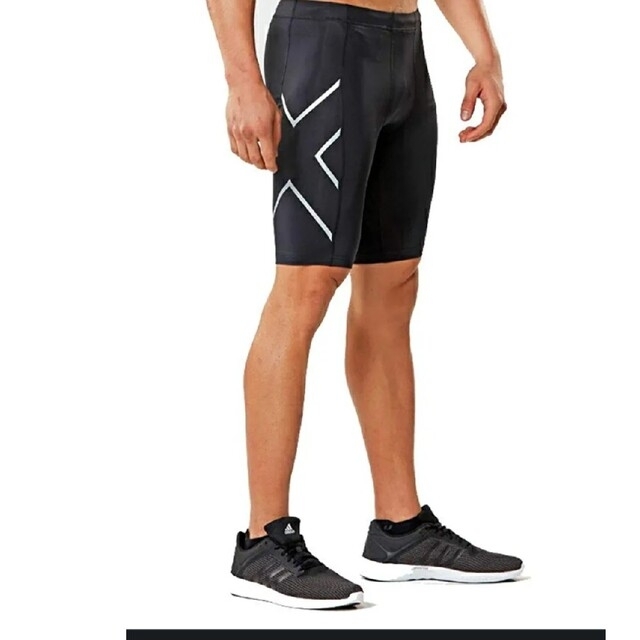 2XU(ツータイムズユー)のワケあり新品■ツータイムズユー2XU　コンプレッションショーツ MA3851B スポーツ/アウトドアのトレーニング/エクササイズ(トレーニング用品)の商品写真