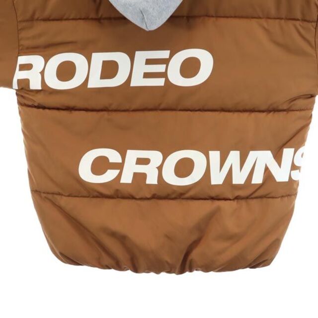 RODEO CROWNS(ロデオクラウンズ)のロデオクラウンズ バックロゴ フーデッド 中綿ジャケット S ブラウン系 Rodeo Crowns レディース 【中古】  【230204】 レディースのジャケット/アウター(ロングコート)の商品写真