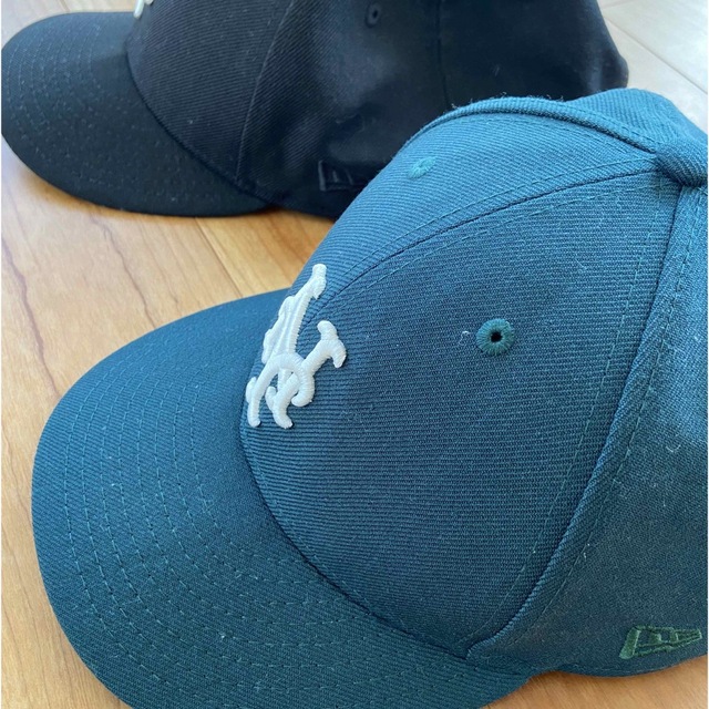 KITH(キス)のkith newera サイズ8  2個セットブラック　グリーン メンズの帽子(キャップ)の商品写真