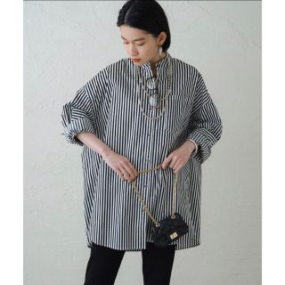 お値下げ　美品　麻100%  長袖シャツ Loungedress ラウンジドレス