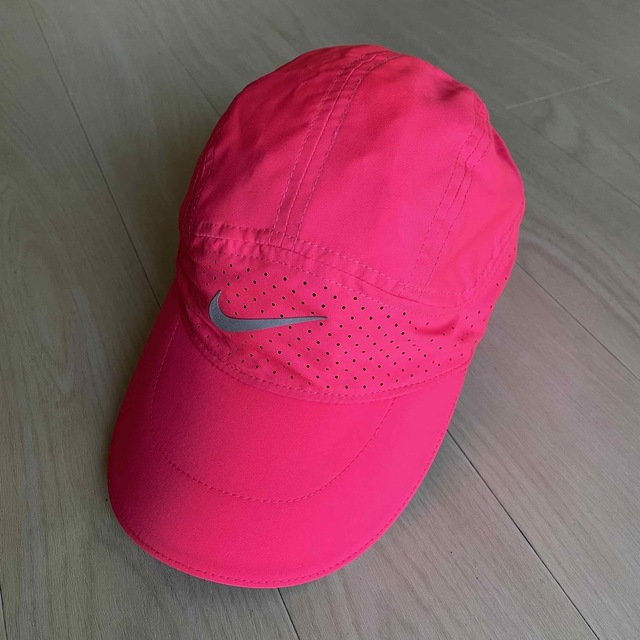 NIKE(ナイキ)のNIKE DRI-FIT CAP メンズの帽子(キャップ)の商品写真