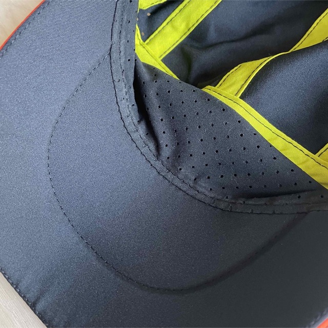 NIKE(ナイキ)のNIKE DRI-FIT CAP 花柄 メンズの帽子(キャップ)の商品写真