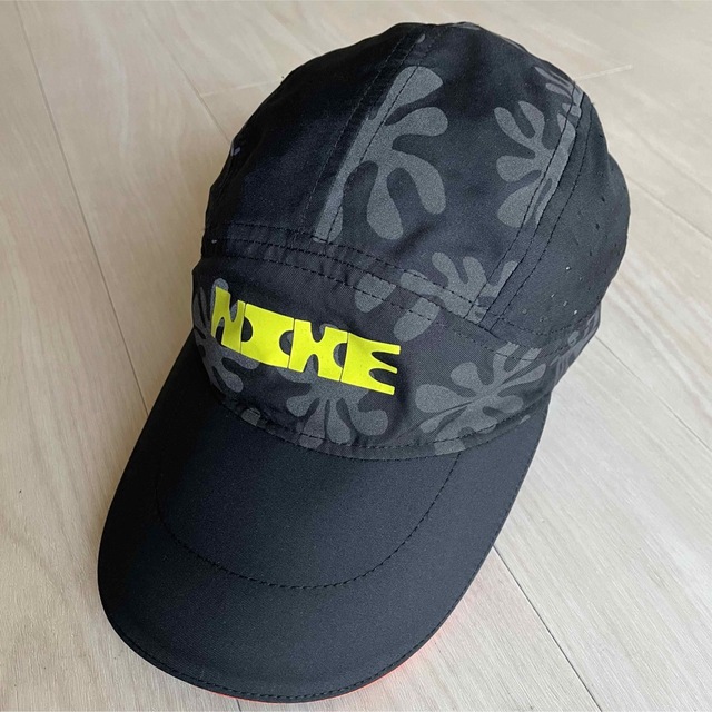 NIKE(ナイキ)のNIKE DRI-FIT CAP 花柄 メンズの帽子(キャップ)の商品写真