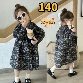 キッズワンピース　花柄ワンピース　ルーズワンピース　ゆったりふんわり春秋服140(ワンピース)