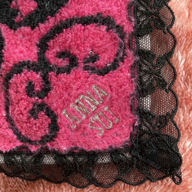 ANNA SUI(アナスイ)の《新品》ANNA SUI タオルハンカチ レディースのファッション小物(ハンカチ)の商品写真