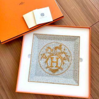 エルメス(Hermes)のエルメス HERMES モザイク ヴァンキャトル ゴールド スクエアプレート(食器)