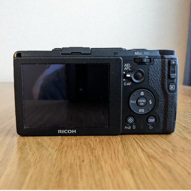 RICOH 高感度コンパクト デジタルカメラ GR 2