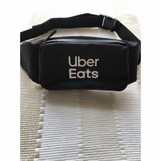 Uber eats 公式　ウェストバッグ　未使用品(ウエストポーチ)