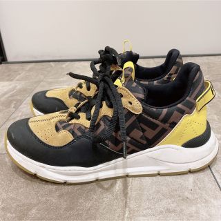 FENDI - ✴︎FENDI トレンチコート✴︎の通販 by ☆Alicia shop ...