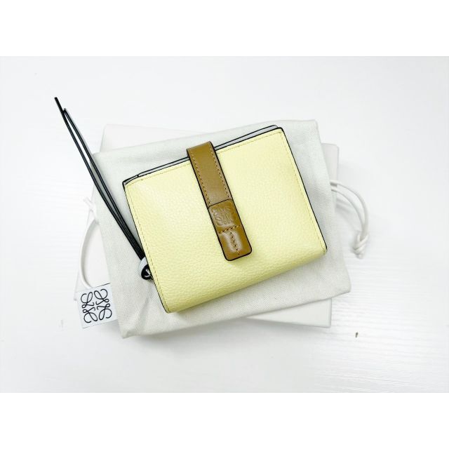 LOEWE ロエベ アナグラム コンパクトジップウォレット 2つ折り LOEWE ロエベ アナグラム コンパクトジップウォレット 2つ折り