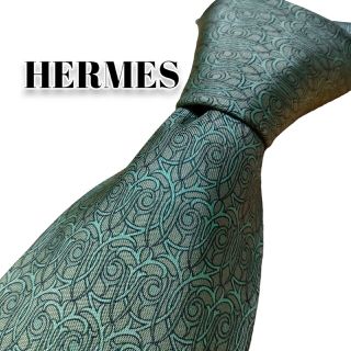 エルメス(Hermes)の★HERMES★　エルメス　グリーン系　総柄　フランス製(ネクタイ)