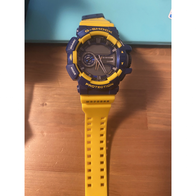 G-SHOCK(ジーショック)の【美品！レアカラー】G-SHOCK RESIST GA-400-9BJF メンズの時計(腕時計(デジタル))の商品写真