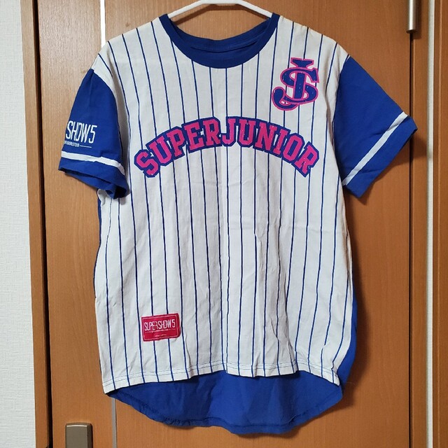 SUPER JUNIOR(スーパージュニア)のSUPER JUNIOR Tシャツ SS5 エンタメ/ホビーのタレントグッズ(アイドルグッズ)の商品写真