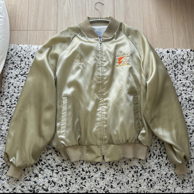 【古着・美品】サテンジャケット・サテンブルゾン メンズのジャケット/アウター(ブルゾン)の商品写真