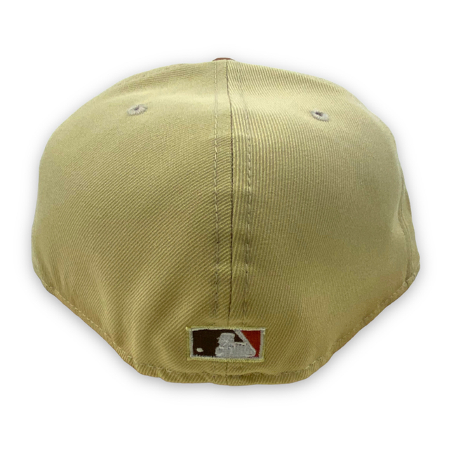 NEW ERA(ニューエラー)の新品 ニューエラ シカゴカブス 7 1/2 サイドパッチ ベージュcubs メンズの帽子(キャップ)の商品写真