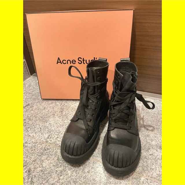 アクネ　acne ブーツ　厚底ブーツ