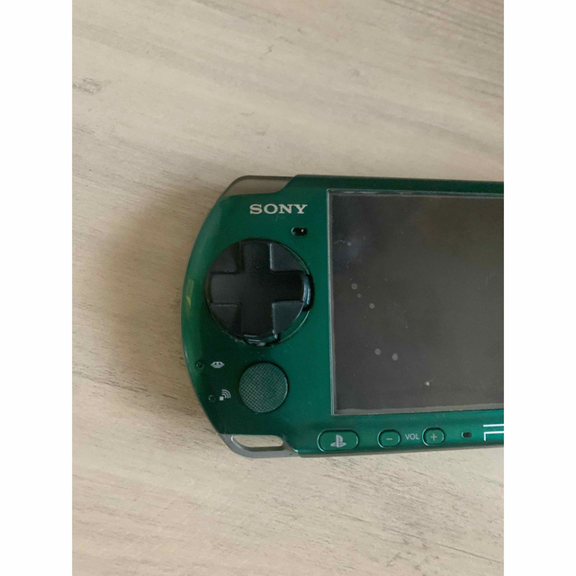 PlayStation Portable(プレイステーションポータブル)のPSP-3000 ジャンク エンタメ/ホビーのゲームソフト/ゲーム機本体(携帯用ゲーム機本体)の商品写真