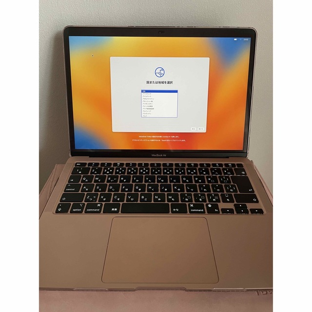 Apple(アップル)の【超美品】Apple MacBook air M1 2020 ピンクゴールド スマホ/家電/カメラのPC/タブレット(ノートPC)の商品写真