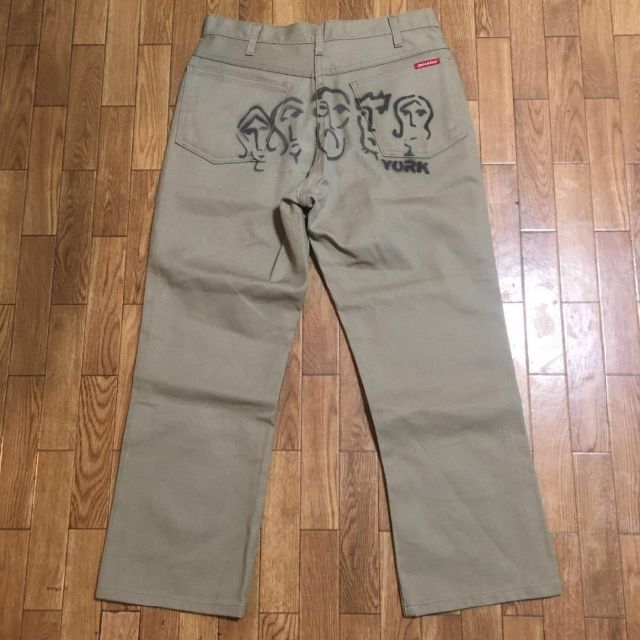 Dickies(ディッキーズ)のメキシコ製 DICKIES × evan york art チノパン メンズのパンツ(ワークパンツ/カーゴパンツ)の商品写真