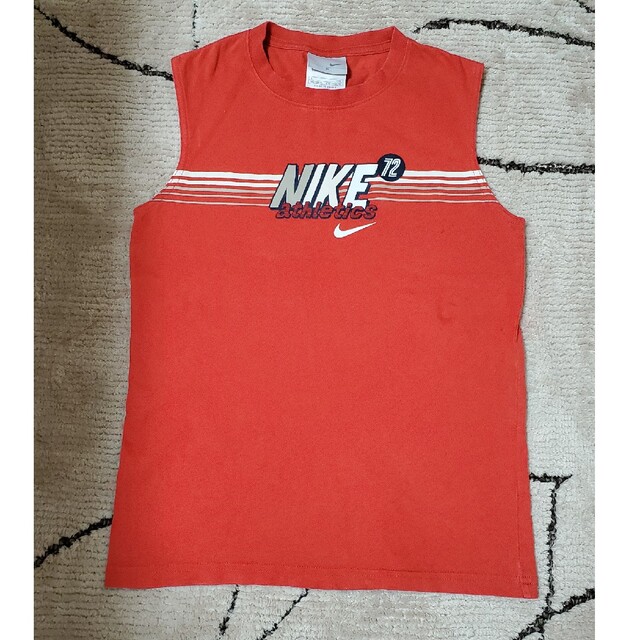 NIKE(ナイキ)のNIKE タンクトップ S（130-140） キッズ/ベビー/マタニティのキッズ服女の子用(90cm~)(Tシャツ/カットソー)の商品写真