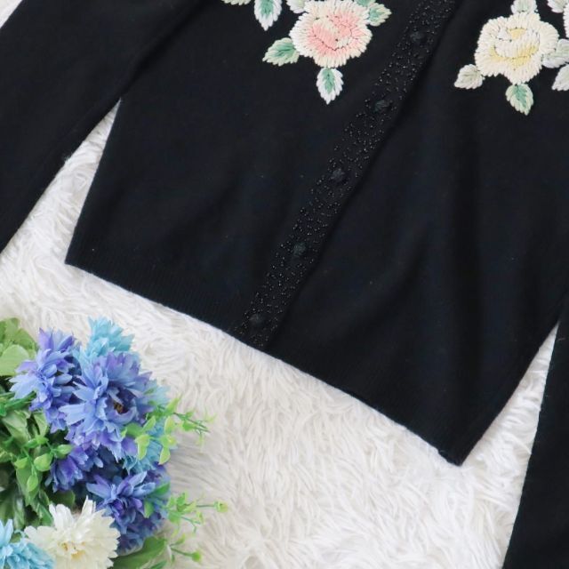 ローラアシュレイ LAURA ASHLEY ウールカーディガン 刺繍 フラワー