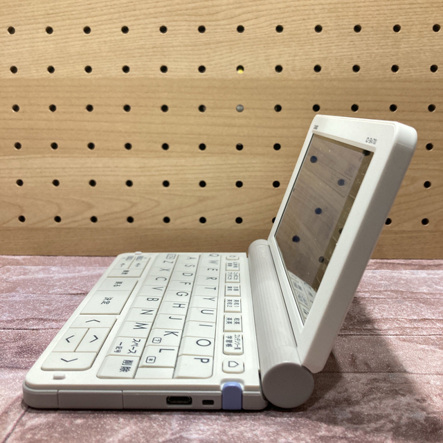 CASIO(カシオ)の電子辞書(Z12)  高校生モデル　XD-SR4700 スマホ/家電/カメラのPC/タブレット(電子ブックリーダー)の商品写真