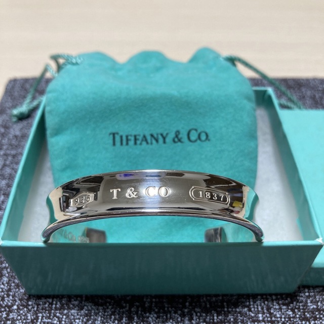 Tiffany & Co.(ティファニー)の価格交渉あり　1837 カフ バングル ティファニー シルバー レディースのアクセサリー(ブレスレット/バングル)の商品写真