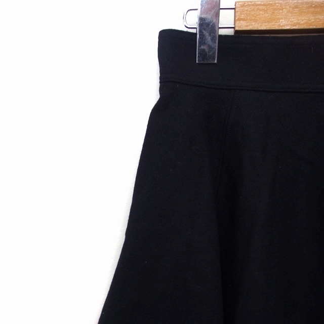 Khaju(カージュ)のカージュ Khaju フレアスカート ミニ 無地 シンプル ウール 起毛 26 レディースのスカート(ミニスカート)の商品写真