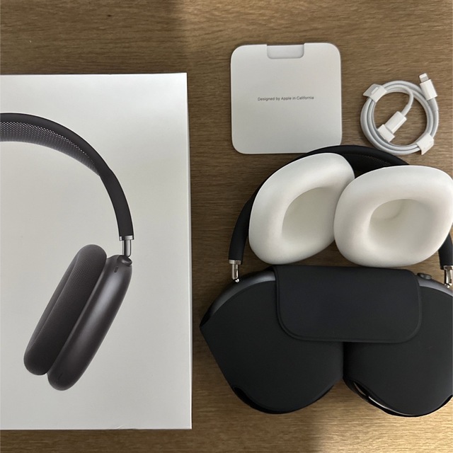 Apple(アップル)のAirPods Max スペースグレイ スマホ/家電/カメラのオーディオ機器(ヘッドフォン/イヤフォン)の商品写真