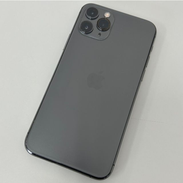 Apple(アップル)のiPhone 11 Pro 256GB Simフリー スマホ/家電/カメラのスマートフォン/携帯電話(スマートフォン本体)の商品写真