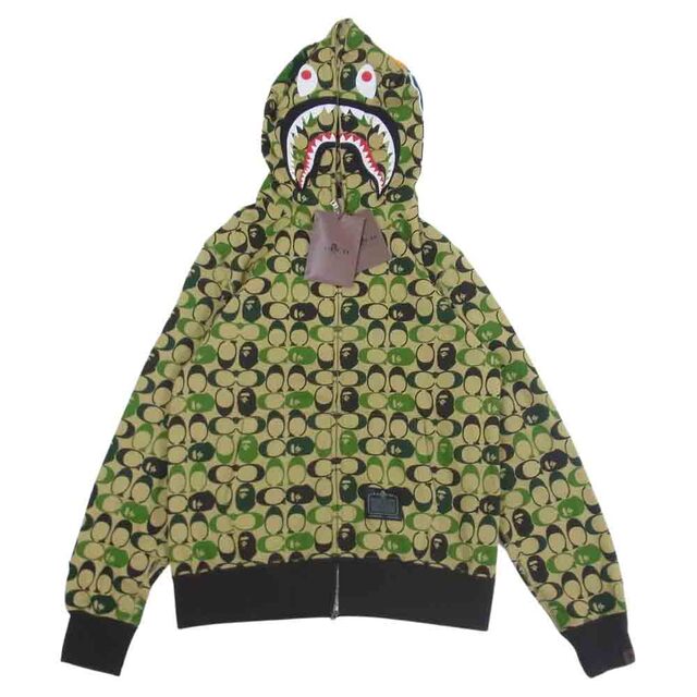 A BATHING APE(アベイシングエイプ)のA BATHING APE アベイシングエイプ パーカー × COACH コーチ SHARK FULL ZIP シャークフル ジップ パーカー マルチカラー系 L【中古】 メンズのトップス(パーカー)の商品写真