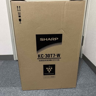 シャープ(SHARP)の新品　ブラック　KCー30T7ーW(空気清浄器)