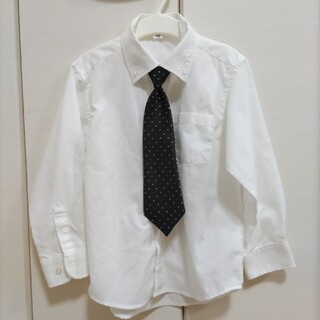 白シャツ　男の子　110cm 　ネクタイ付(ドレス/フォーマル)