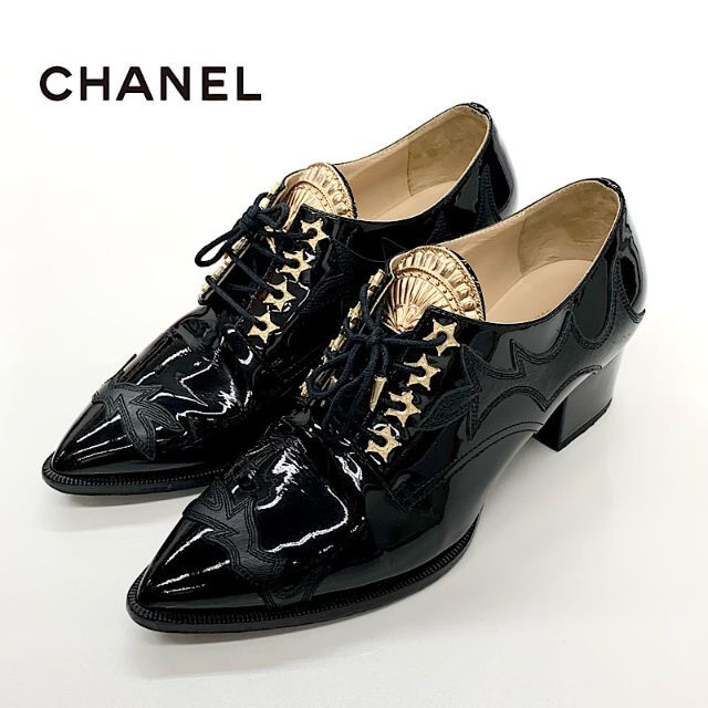 CHANELレースアップシューズ