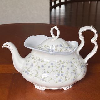 ロイヤルアルバート(ROYAL ALBERT)の【希少品】ロイヤルアルバート★キャロライン★ティーポット(食器)