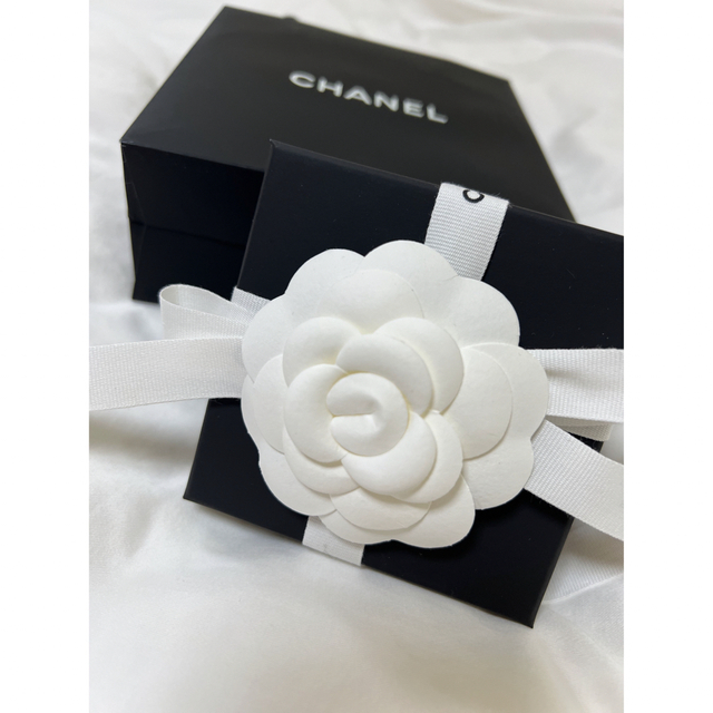 CHANEL - 新作　完売　CHANEL シャネル　ブローチ　ココマーク【新品】