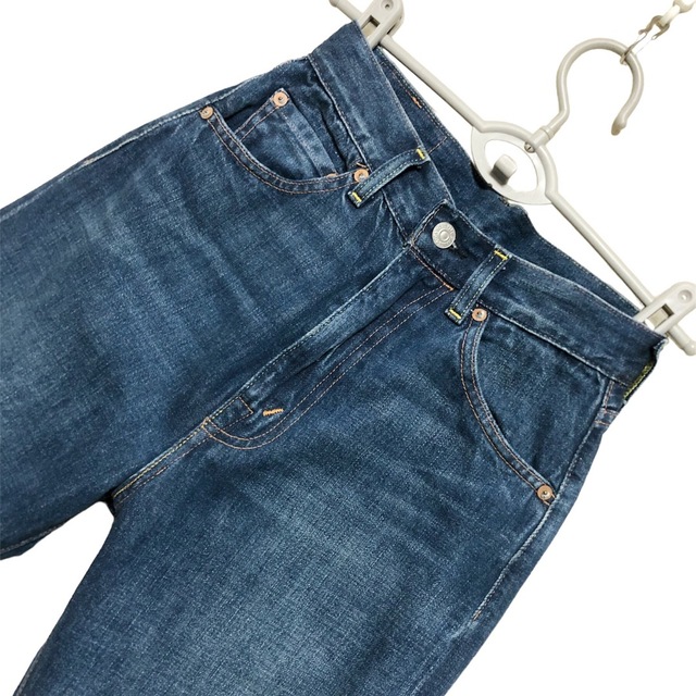 Levi's(リーバイス)のLEVI'S VINTAGE CLOTHING 701カスタムカプリデニム レディースのパンツ(デニム/ジーンズ)の商品写真